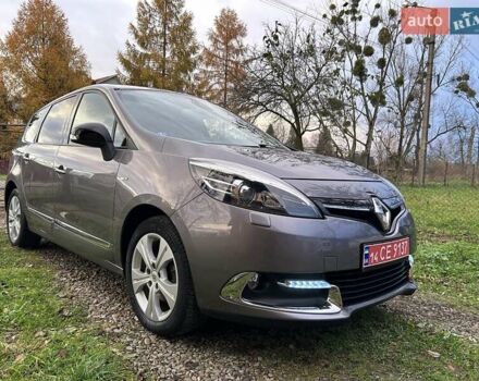 Серый Рено Гранд Сценик, объемом двигателя 1.2 л и пробегом 237 тыс. км за 7799 $, фото 16 на Automoto.ua
