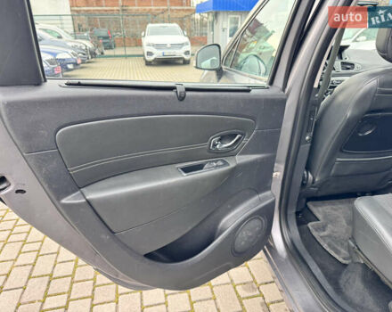 Серый Рено Гранд Сценик, объемом двигателя 1.5 л и пробегом 282 тыс. км за 9500 $, фото 14 на Automoto.ua