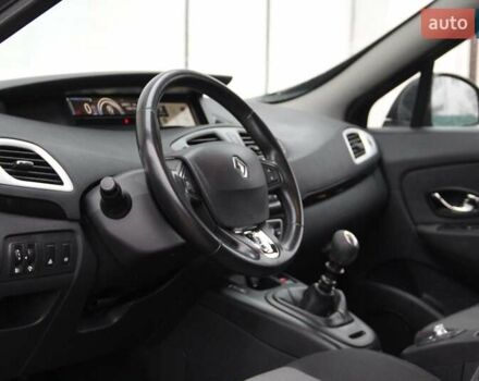 Серый Рено Гранд Сценик, объемом двигателя 1.6 л и пробегом 294 тыс. км за 7900 $, фото 11 на Automoto.ua