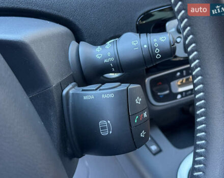 Рено Гранд Сценик 2013 в Стрые на Automoto.ua Серый Рено Гранд Сценик, объемом двигателя 1.6 л и пробегом 229 тыс. км за 9750 $, фото 38 на Automoto.ua