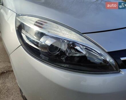 Рено Гранд Сценик 2013 в Черкассах на Automoto.ua Серый Рено Гранд Сценик, объемом двигателя 1.5 л и пробегом 254 тыс. км за 8650 $, фото 15 на Automoto.ua