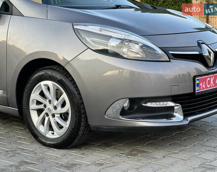 Сірий Рено Гранд Сценік, об'ємом двигуна 1.5 л та пробігом 210 тис. км за 10000 $, фото 33 на Automoto.ua