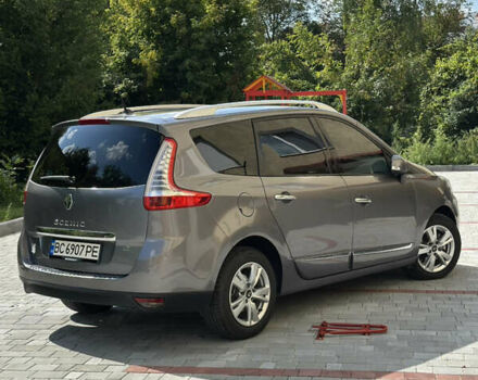 Сірий Рено Гранд Сценік, об'ємом двигуна 1.6 л та пробігом 270 тис. км за 8199 $, фото 4 на Automoto.ua