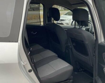 Сірий Рено Гранд Сценік, об'ємом двигуна 1.5 л та пробігом 207 тис. км за 9250 $, фото 6 на Automoto.ua