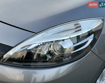 Сірий Рено Гранд Сценік, об'ємом двигуна 1.5 л та пробігом 210 тис. км за 10000 $, фото 37 на Automoto.ua