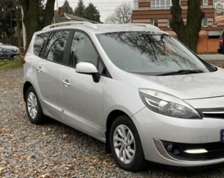 Серый Рено Гранд Сценик, объемом двигателя 1.5 л и пробегом 207 тыс. км за 9300 $, фото 5 на Automoto.ua