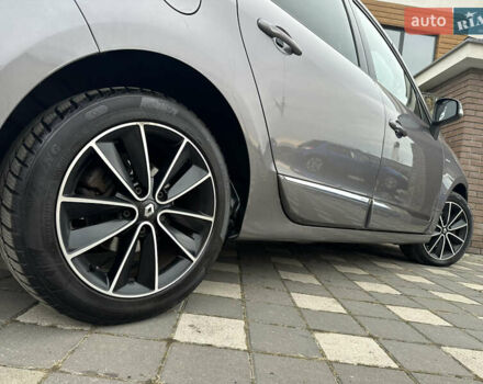 Серый Рено Гранд Сценик, объемом двигателя 1.6 л и пробегом 229 тыс. км за 10650 $, фото 28 на Automoto.ua