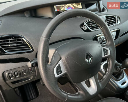 Серый Рено Гранд Сценик, объемом двигателя 0 л и пробегом 207 тыс. км за 10999 $, фото 39 на Automoto.ua