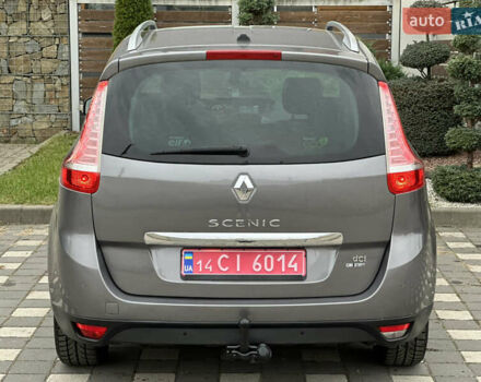 Серый Рено Гранд Сценик, объемом двигателя 1.6 л и пробегом 229 тыс. км за 10650 $, фото 43 на Automoto.ua