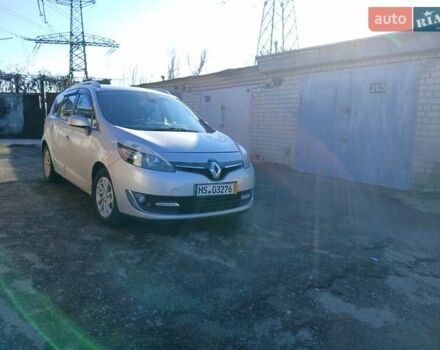 Сірий Рено Гранд Сценік, об'ємом двигуна 1.5 л та пробігом 207 тис. км за 9250 $, фото 2 на Automoto.ua
