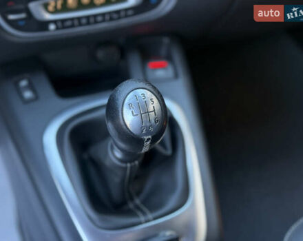Рено Гранд Сценик 2013 в Стрые на Automoto.ua Серый Рено Гранд Сценик, объемом двигателя 1.6 л и пробегом 229 тыс. км за 9750 $, фото 42 на Automoto.ua