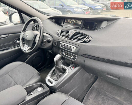 Серый Рено Гранд Сценик, объемом двигателя 1.5 л и пробегом 282 тыс. км за 9500 $, фото 27 на Automoto.ua