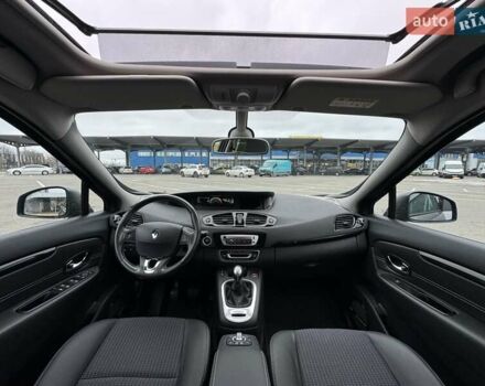 Сірий Рено Гранд Сценік, об'ємом двигуна 1.5 л та пробігом 168 тис. км за 10950 $, фото 26 на Automoto.ua