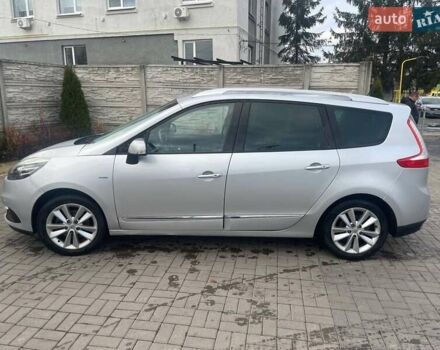 Серый Рено Гранд Сценик, объемом двигателя 1.5 л и пробегом 239 тыс. км за 8300 $, фото 3 на Automoto.ua