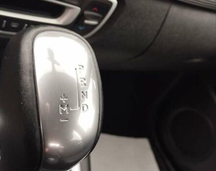 Серый Рено Гранд Сценик, объемом двигателя 1.5 л и пробегом 219 тыс. км за 9900 $, фото 24 на Automoto.ua