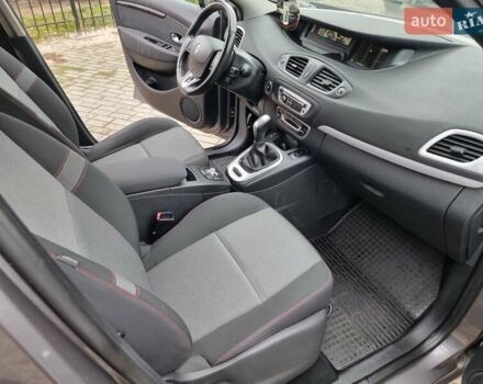 Сірий Рено Гранд Сценік, об'ємом двигуна 1.46 л та пробігом 217 тис. км за 8500 $, фото 22 на Automoto.ua