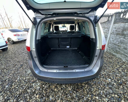 Серый Рено Гранд Сценик, объемом двигателя 1.6 л и пробегом 220 тыс. км за 9299 $, фото 32 на Automoto.ua