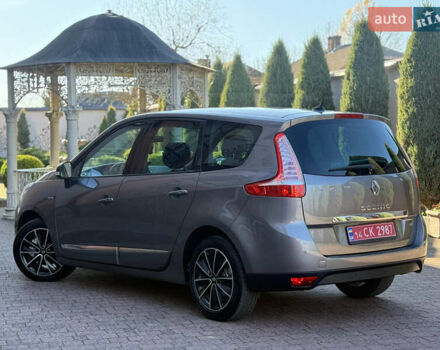 Рено Гранд Сценик 2013 в Стрые на Automoto.ua Серый Рено Гранд Сценик, объемом двигателя 1.6 л и пробегом 229 тыс. км за 9750 $, фото 1 на Automoto.ua