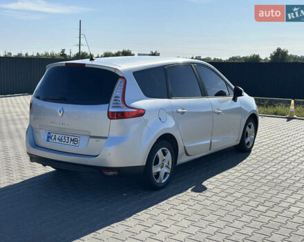 Серый Рено Гранд Сценик, объемом двигателя 1.46 л и пробегом 250 тыс. км за 8000 $, фото 7 на Automoto.ua