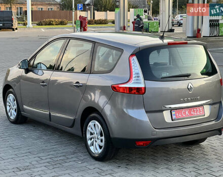 Сірий Рено Гранд Сценік, об'ємом двигуна 1.5 л та пробігом 210 тис. км за 10000 $, фото 31 на Automoto.ua