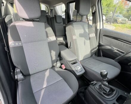 Сірий Рено Гранд Сценік, об'ємом двигуна 1.6 л та пробігом 194 тис. км за 8777 $, фото 11 на Automoto.ua