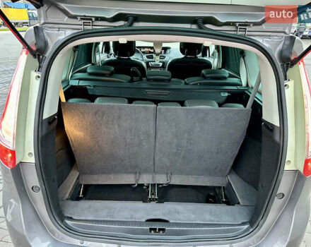 Сірий Рено Гранд Сценік, об'ємом двигуна 1.5 л та пробігом 225 тис. км за 10899 $, фото 26 на Automoto.ua