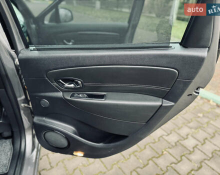 Сірий Рено Гранд Сценік, об'ємом двигуна 1.6 л та пробігом 280 тис. км за 9400 $, фото 33 на Automoto.ua