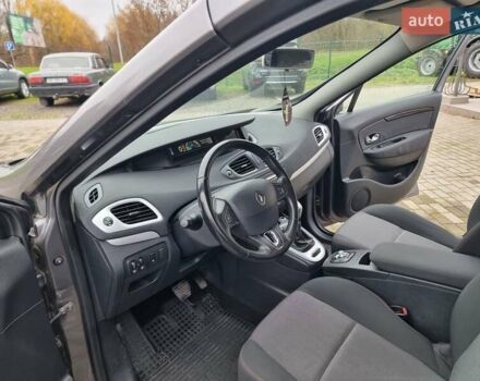 Сірий Рено Гранд Сценік, об'ємом двигуна 1.46 л та пробігом 217 тис. км за 8500 $, фото 13 на Automoto.ua