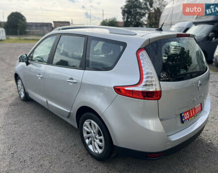 Серый Рено Гранд Сценик, объемом двигателя 1.6 л и пробегом 212 тыс. км за 8778 $, фото 9 на Automoto.ua