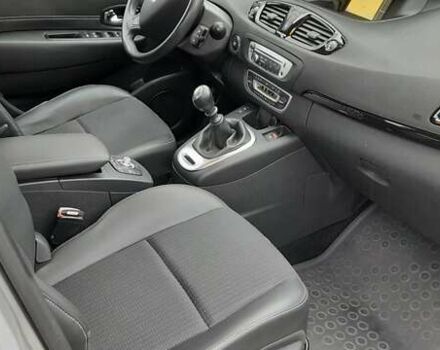 Серый Рено Гранд Сценик, объемом двигателя 1.46 л и пробегом 223 тыс. км за 11199 $, фото 52 на Automoto.ua