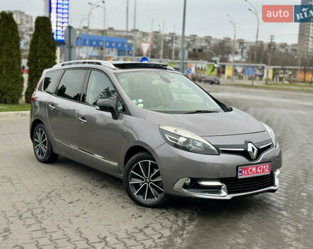 Сірий Рено Гранд Сценік, об'ємом двигуна 1.5 л та пробігом 225 тис. км за 10899 $, фото 13 на Automoto.ua