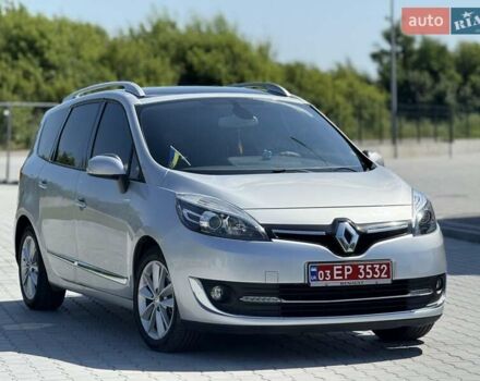 Серый Рено Гранд Сценик, объемом двигателя 1.6 л и пробегом 260 тыс. км за 9300 $, фото 8 на Automoto.ua
