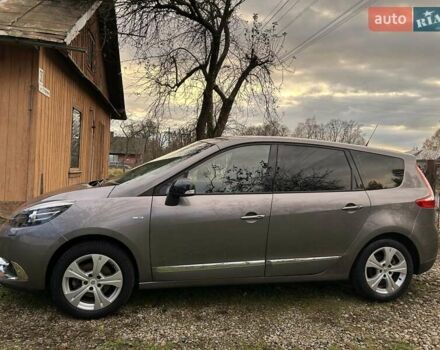 Сірий Рено Гранд Сценік, об'ємом двигуна 1.2 л та пробігом 237 тис. км за 7599 $, фото 3 на Automoto.ua