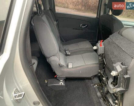Сірий Рено Гранд Сценік, об'ємом двигуна 1.5 л та пробігом 304 тис. км за 8950 $, фото 28 на Automoto.ua