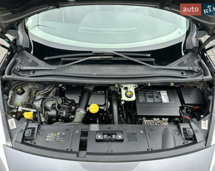 Сірий Рено Гранд Сценік, об'ємом двигуна 1.5 л та пробігом 225 тис. км за 10899 $, фото 28 на Automoto.ua