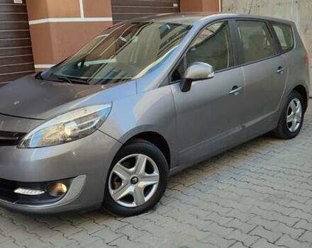 Серый Рено Гранд Сценик, объемом двигателя 1.5 л и пробегом 210 тыс. км за 9650 $, фото 9 на Automoto.ua