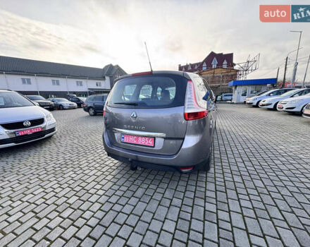 Серый Рено Гранд Сценик, объемом двигателя 1.5 л и пробегом 282 тыс. км за 9500 $, фото 3 на Automoto.ua