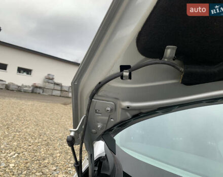 Сірий Рено Гранд Сценік, об'ємом двигуна 1.5 л та пробігом 304 тис. км за 8950 $, фото 31 на Automoto.ua