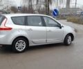 Серый Рено Гранд Сценик, объемом двигателя 1.46 л и пробегом 223 тыс. км за 11199 $, фото 1 на Automoto.ua