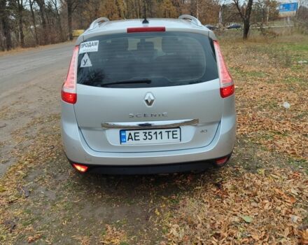 Сірий Рено Гранд Сценік, об'ємом двигуна 1.6 л та пробігом 212 тис. км за 10000 $, фото 3 на Automoto.ua