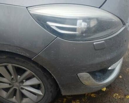 Рено Гранд Сценик 2013 в Старая Выжевка на Automoto.ua Серый Рено Гранд Сценик, объемом двигателя 1.6 л и пробегом 390 тыс. км за 6900 $, фото 2 на Automoto.ua