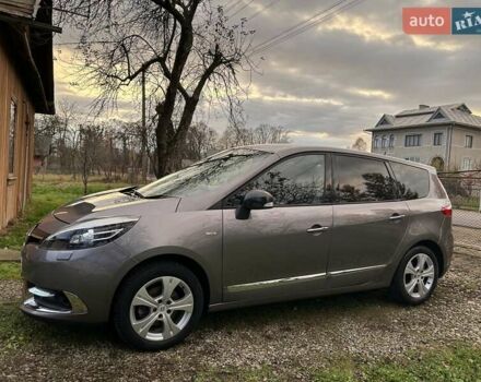 Сірий Рено Гранд Сценік, об'ємом двигуна 1.2 л та пробігом 237 тис. км за 7599 $, фото 2 на Automoto.ua