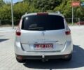 Серый Рено Гранд Сценик, объемом двигателя 1.6 л и пробегом 260 тыс. км за 9300 $, фото 14 на Automoto.ua