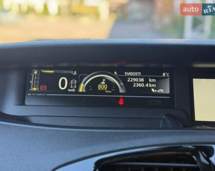 Рено Гранд Сценик 2013 в Стрые на Automoto.ua Серый Рено Гранд Сценик, объемом двигателя 1.6 л и пробегом 229 тыс. км за 9750 $, фото 39 на Automoto.ua