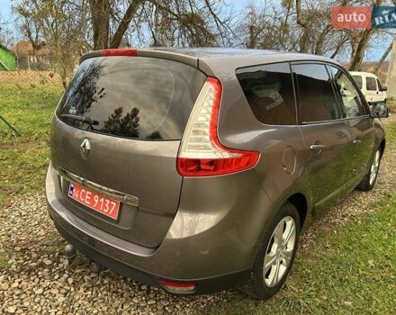 Сірий Рено Гранд Сценік, об'ємом двигуна 1.2 л та пробігом 237 тис. км за 7599 $, фото 11 на Automoto.ua