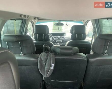 Серый Рено Гранд Сценик, объемом двигателя 1.5 л и пробегом 238 тыс. км за 8300 $, фото 12 на Automoto.ua