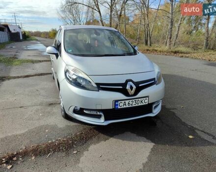 Рено Гранд Сценик 2013 в Черкассах на Automoto.ua Серый Рено Гранд Сценик, объемом двигателя 1.5 л и пробегом 254 тыс. км за 8650 $, фото 16 на Automoto.ua