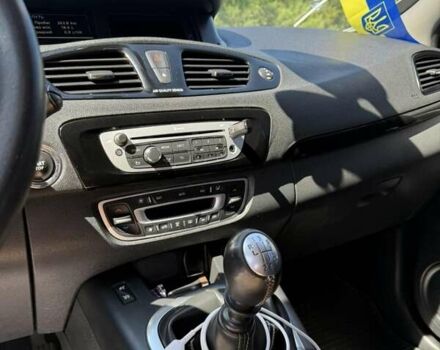 Серый Рено Гранд Сценик, объемом двигателя 1.6 л и пробегом 260 тыс. км за 9300 $, фото 22 на Automoto.ua