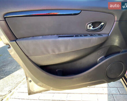 Серый Рено Гранд Сценик, объемом двигателя 1.5 л и пробегом 225 тыс. км за 9700 $, фото 21 на Automoto.ua