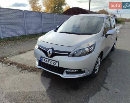 Рено Гранд Сценик 2013 в Черкассах на Automoto.ua Серый Рено Гранд Сценик, объемом двигателя 1.5 л и пробегом 254 тыс. км за 8650 $, фото 1 на Automoto.ua